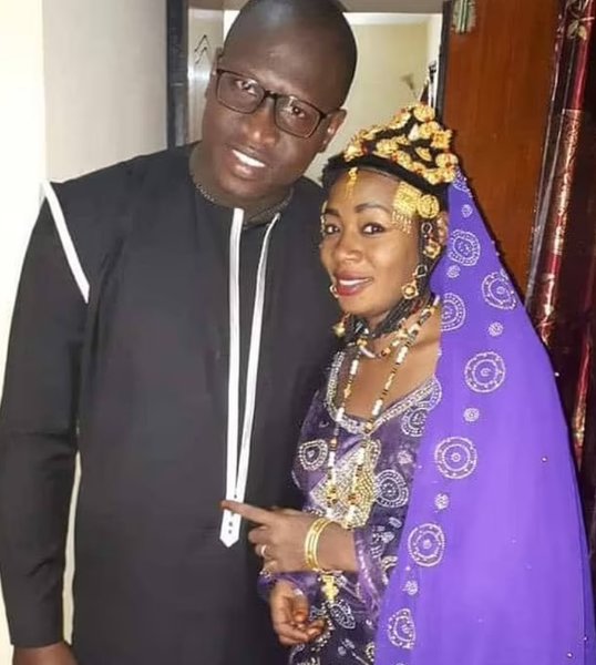 Госиаме Тамара Ситхоле, ЮАР, муж,