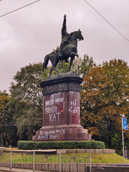 Памятник николаю щорсу в киеве, демонтаж, щорс, киев