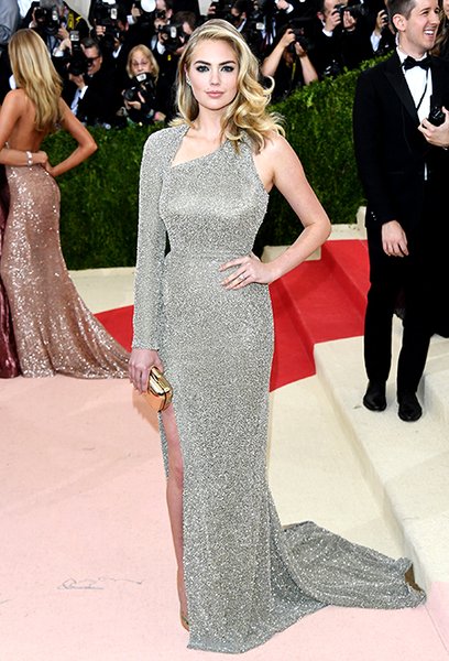 Кейт Аптон, помолвка