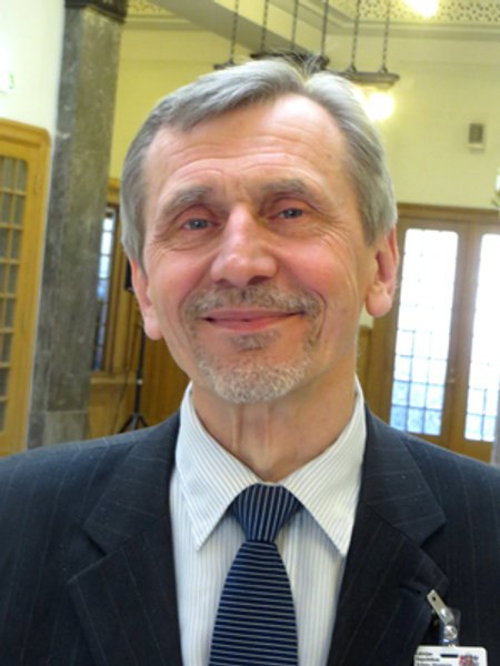 

Николай Рябчук, президент Украинского центра международного ПЕН-клуба, публицист, поэт, прозаик, переводчик, колумнист
