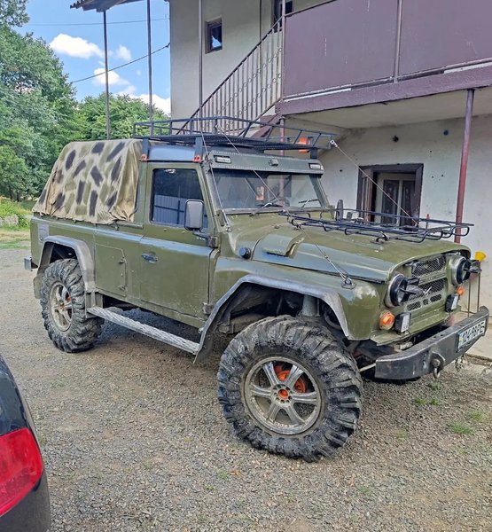 Land Rover Defender, УАЗ-469, пікап Land Rover, тюнінг Land Rover Defender