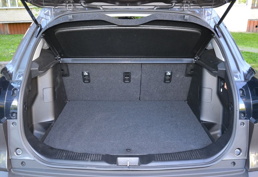 Багажник Suzuki S-Cross, Suzuki S-Cross, Новый Suzuki S-Cross, Suzuki S-Cross 2023, кроссовер Suzuki