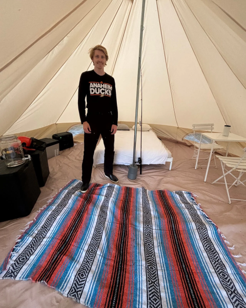 Студент купив острів Студент купив острів, острів у Фінляндії, приватний острів, дешева нерухомість, сауна на острові, тихе місце, намет