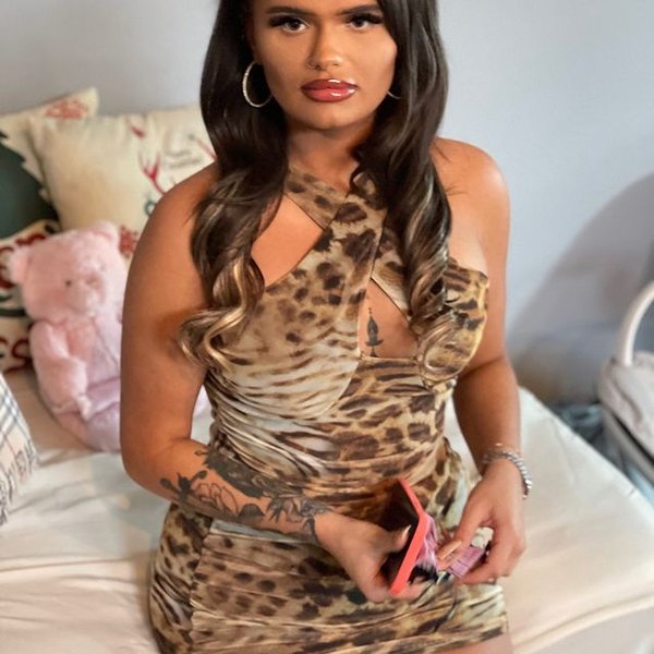 Сафрон Дрюитт-Бэрлоу