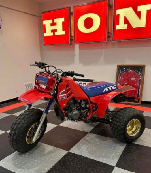 трехколесная хонда, Honda ATC 250R, мотоцикл Honda, трехколесный мотоцикл, трайк Honda