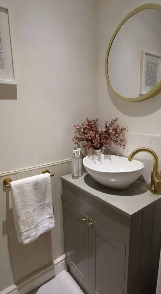 История с домом — как выглядит ванная комната