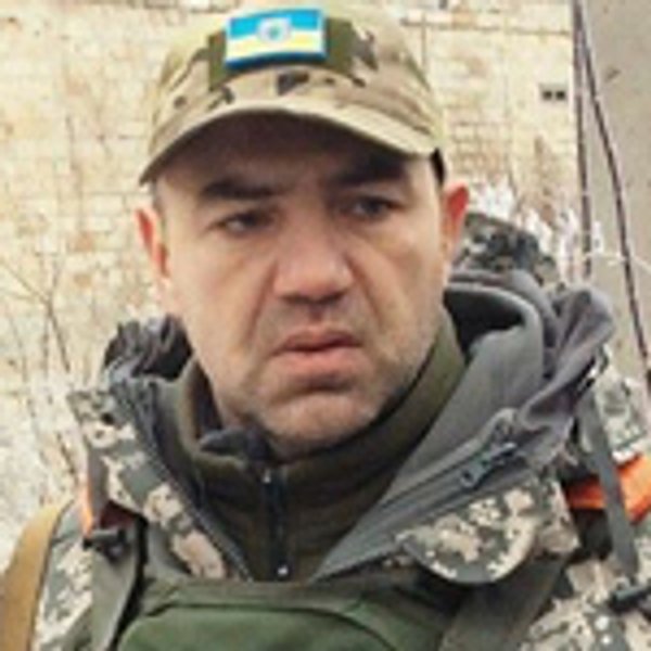 
Роман Доник
о солдатах, быстро нашедших способ заработка
