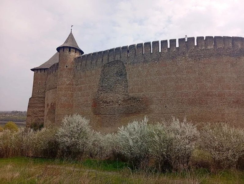 Обвал стены в Хотине