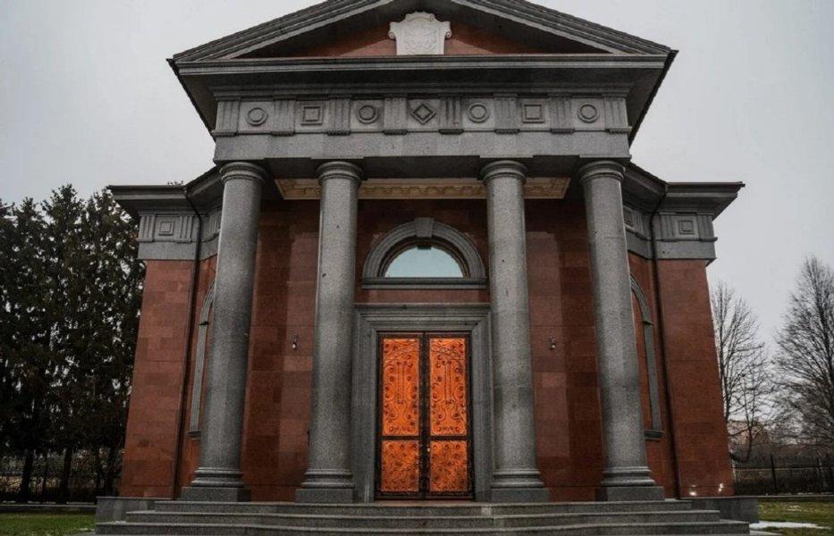 Будівля мавзолею