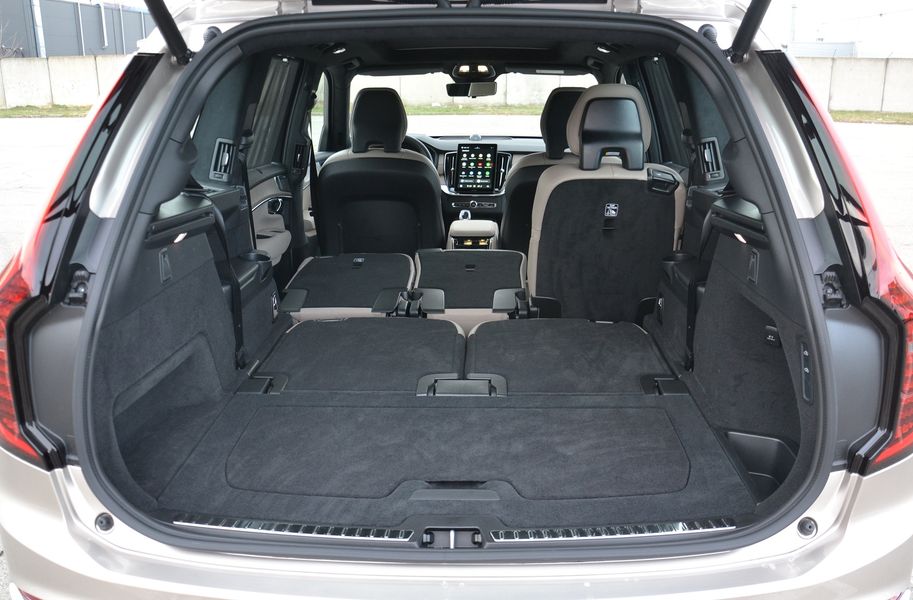 багажник вольво хс90, Volvo XC90, новий Volvo XC90, кросовер Volvo, Volvo XC90 2025, гібрид Volvo XC90