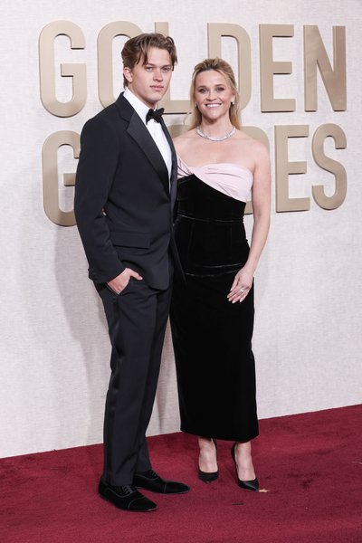 Різ Візерспун Дікон Філіп