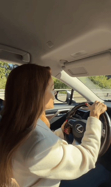 У Тины Кароль есть Lexus