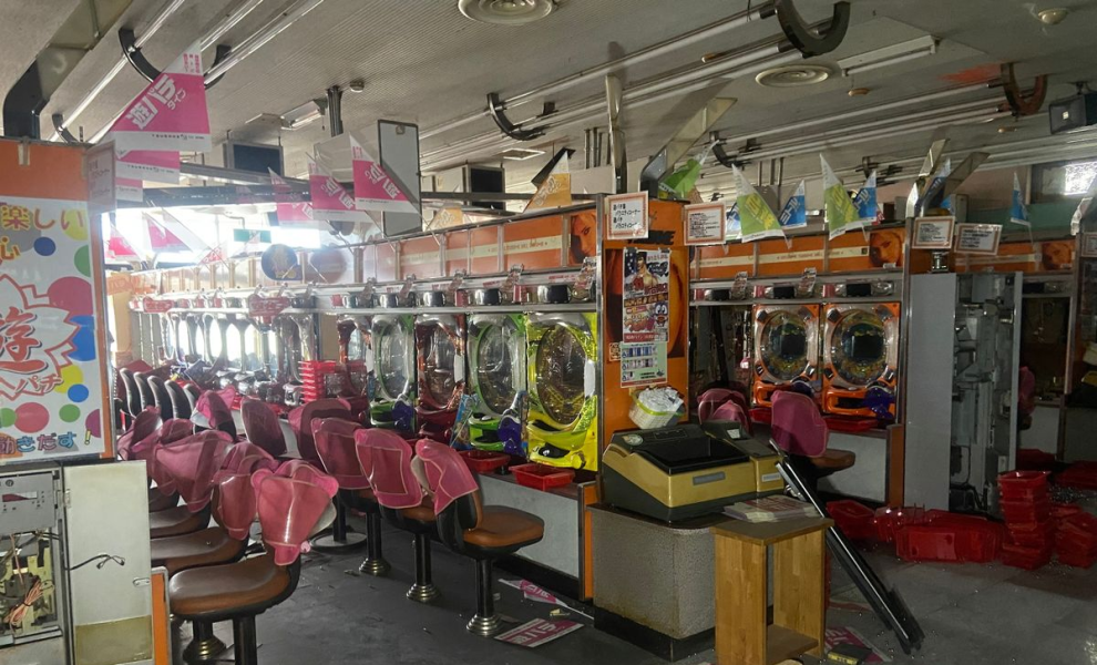 Блогер проник у покинутий пункт АЕС Блогер проник у покинутий пункт АЕС, атомна станція, вибух, трагедія на Фукусімі, Фукусіма-1, пункт управління, покинута АЕС