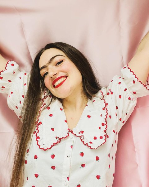 Монобровь, усы, небритые ноги, бритье, идеалы красоты, внешность, Дания, фото, курьезы