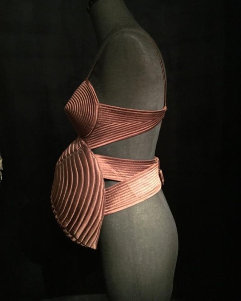 корсет, Met Gala