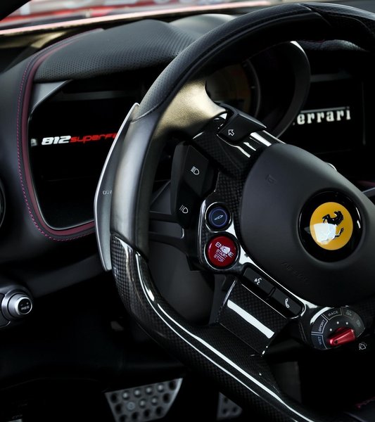 салон Ferrari 812 Superfast, Ferrari 812 Superfast, Ferrari 812, суперкар Ferrari