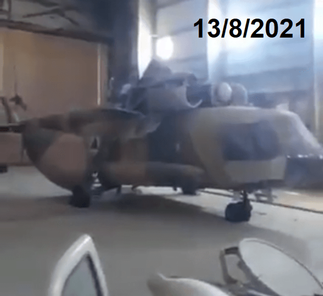 Талибы у вертолета Ми-17