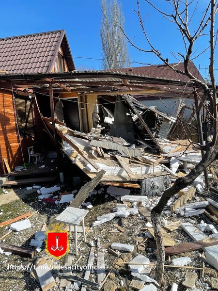 взрыв одесса только что 2022, одесса взрывы, одесса обстрел, взрывы в одессе, стрельба в одессе сегодня, одесса стрельба, одесса сейчас обстрел