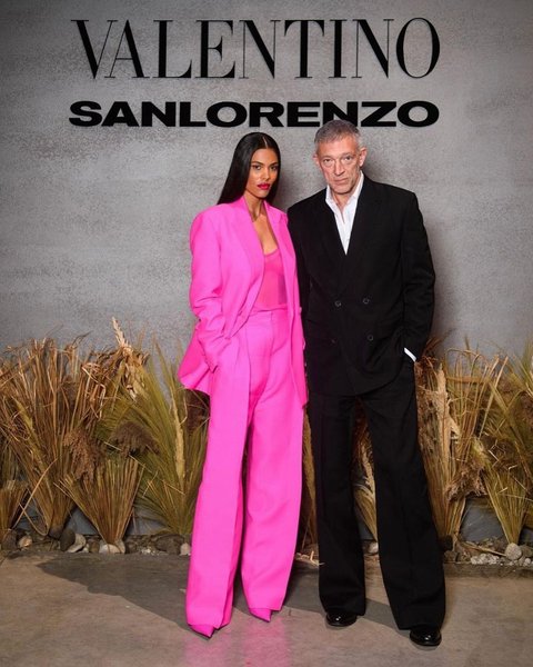 Тина Кунаки и Венсан Кассель в Венеции, Валентино