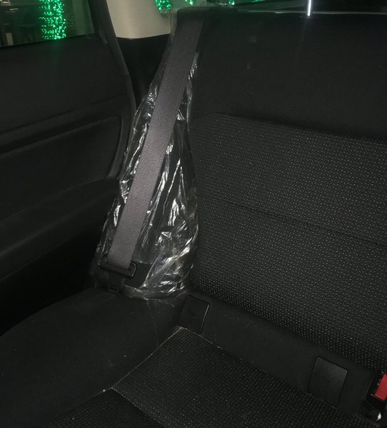 салон Subaru Outback