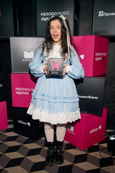 Alice Change с наградой MEGOGO MUSIC AWARDS