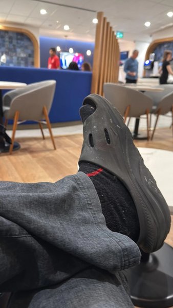 Чоловік фото капці