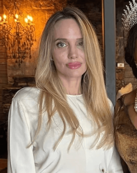 Анджеліна Джолі