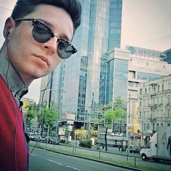 TOM SODA, 7 фактів про TOM SODA, Артем Карпенко, не любить борщ, TOM SODA біографія, кур'єр TOM SODA, танці TOM SODA, пісня Смерека, творчість TOM SODA, українська музика, секрети TOM SODA, ТОП факти про TOM SODA.