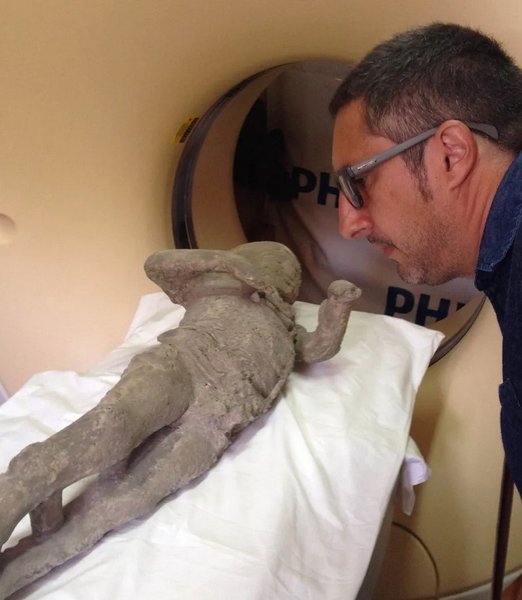 Помпеи Везувий люди