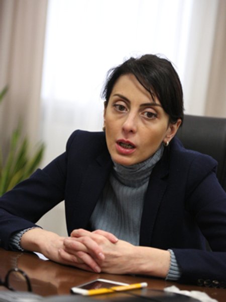 

Хатия Деканоидзе: "Полиция — лишь часть правоохранительной системы страны. Если реформировать одну полицию, глобальных изменений не произойдет"
