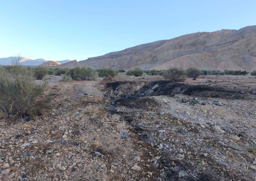 Война в Иране — воронка от F-15 или F-35 США 3 апреля