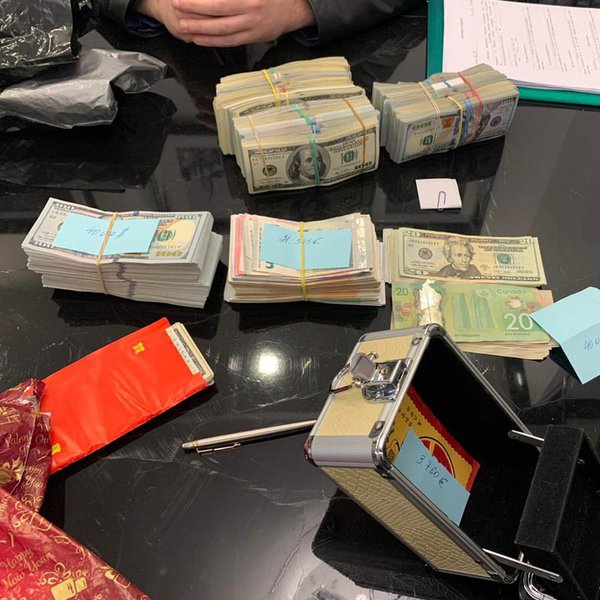 Обыск, деньги