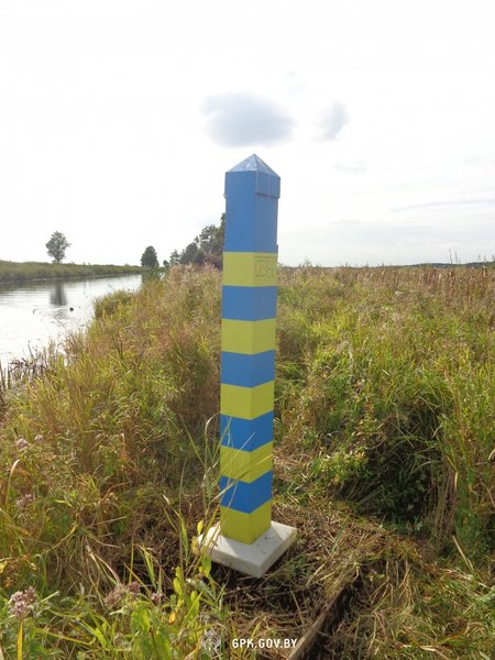 В Білорусь обстріляли прикордонний знак з території України