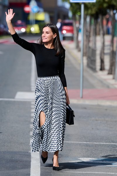 королева летиция, H&M, юбка, оригинальная юбка, юбка клеш