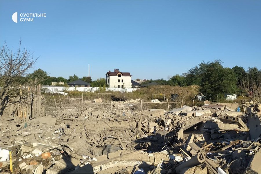 Росія рано вранці атакувала Суми. Є постраждалі та руйнування