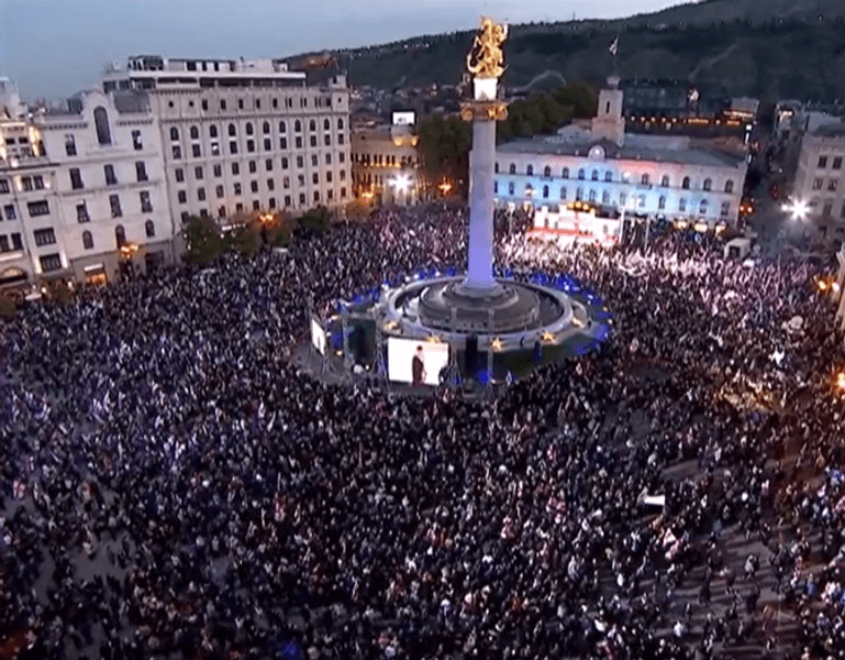 Тбилиси, Саакашвили, протест
