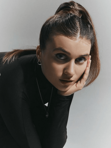 Jerry Heil, співачка