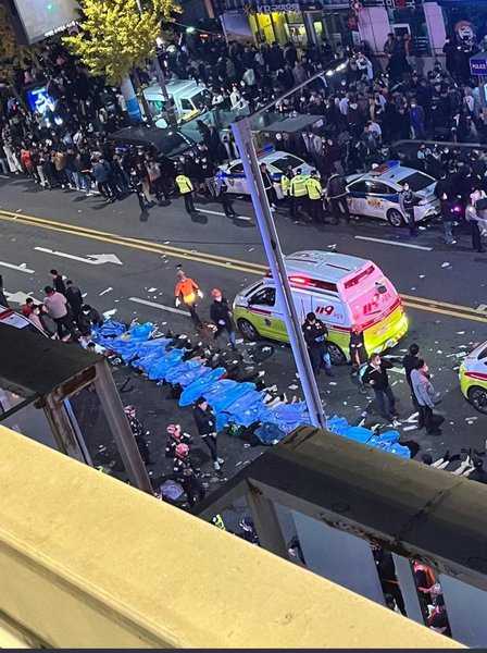 сеул, итэвон, давка, Ли Джи Хан, корейский актер погиб, к-поп звезда