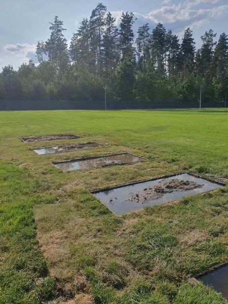 У мережі поширюють світлини затоплених могил на новому кладовищі