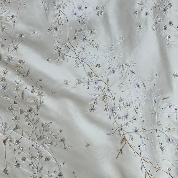 платье Камиллы, коронационное платье