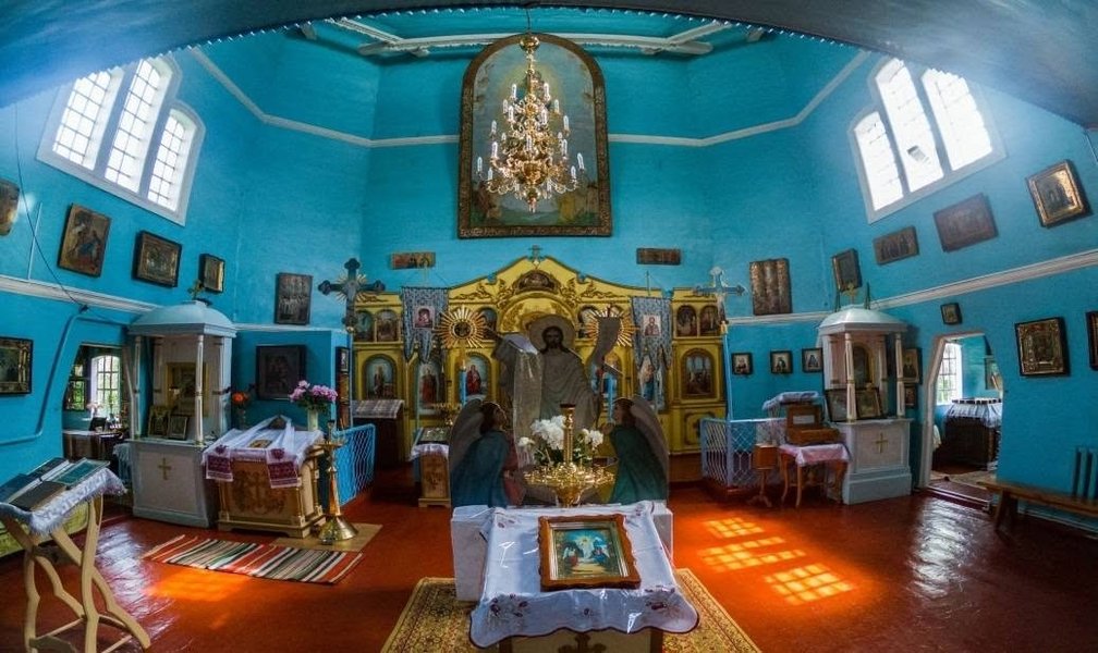 росіяни нищили старовинний козацький храм в бериславі