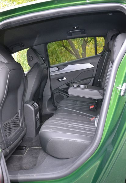 Peugeot 308, Peugeot 308 2023, новий Peugeot 308, Peugeot 308 в Україні