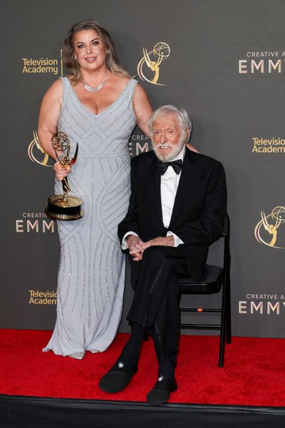 Дик Ван Дайк с женой Арлин