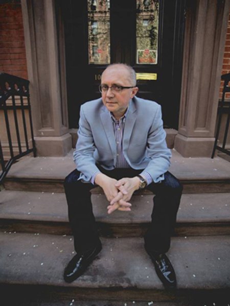 

Василий Махно: Украина живет между Европой и Азией, между олигархией и бедностью, самоидентификацией и тягой к метрополии
