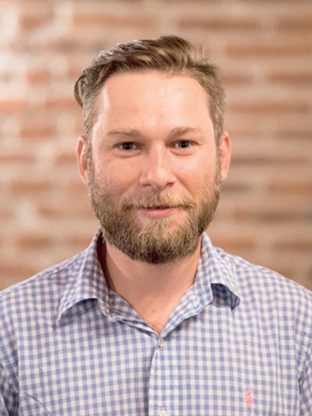 

Ростислав Вовк о причинах создания Кормотеха в 2003 году: "На рынке отечественного производителя корма в тот момент не было, а темпы развития отрасли в мире были многообещающими"
