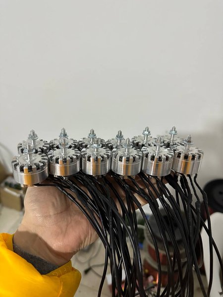 Мотори для дронів