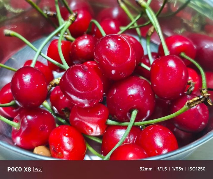 poco x8 pro пример фото poco x8 pro камера пример снимок вишня