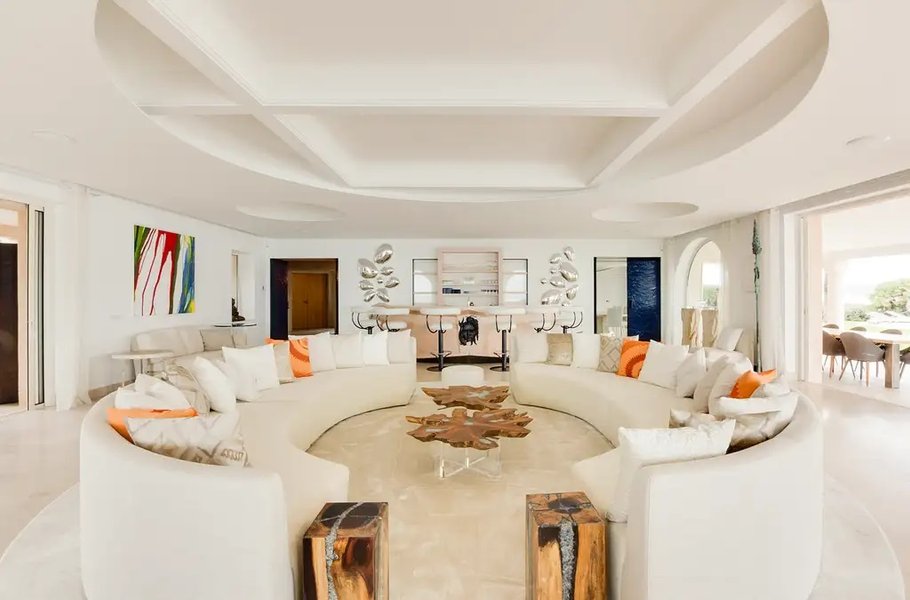 вилла михаил фридман, михаил фридман, вилла, сен тропе, арест имущества, российские олигархи