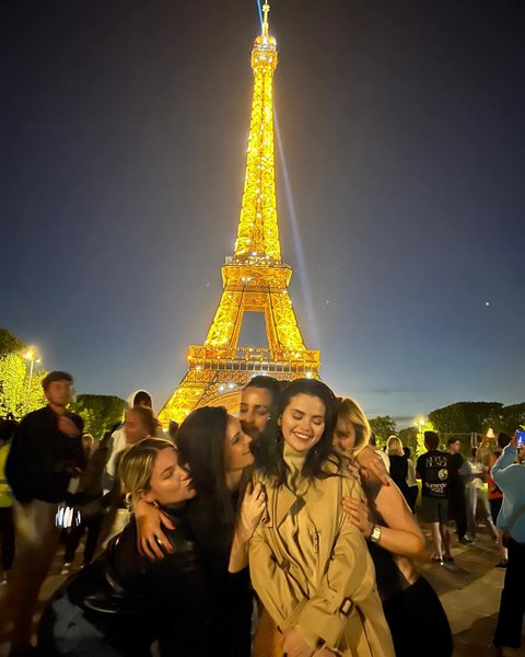 Селена Гомес