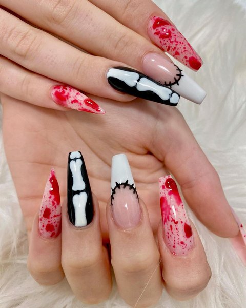 Тренди манікюру Геловіну 2021 — кістки і скелети